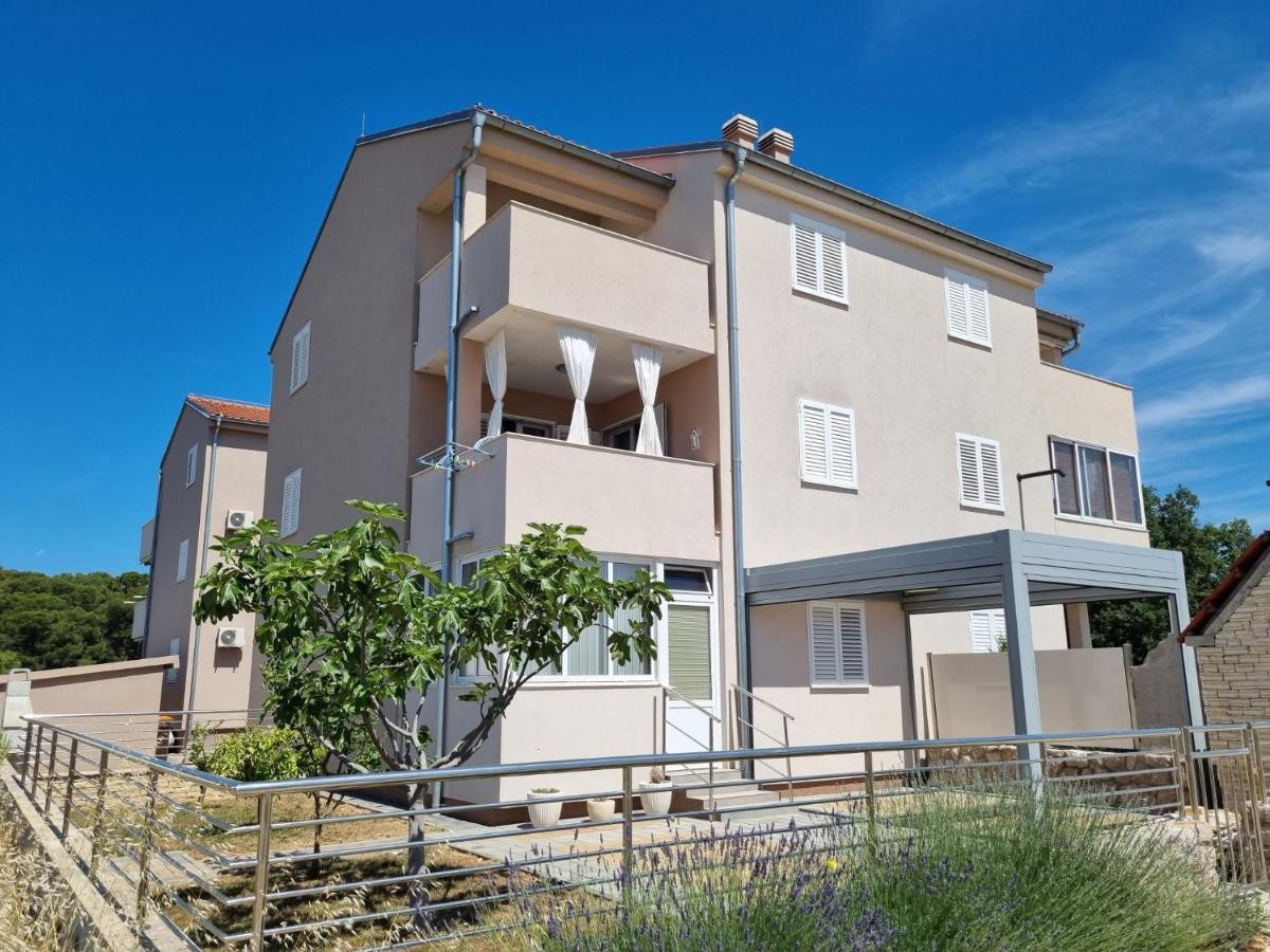 Apartman Marija Biograd Na Moru Exteriér fotografie